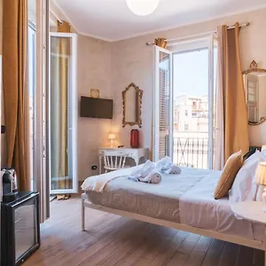 3* Pensión Golden Piazza Di Spagna